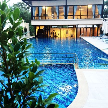 סי ראצ'ה Avana Laemchabang Hotel מראה חיצוני תמונה