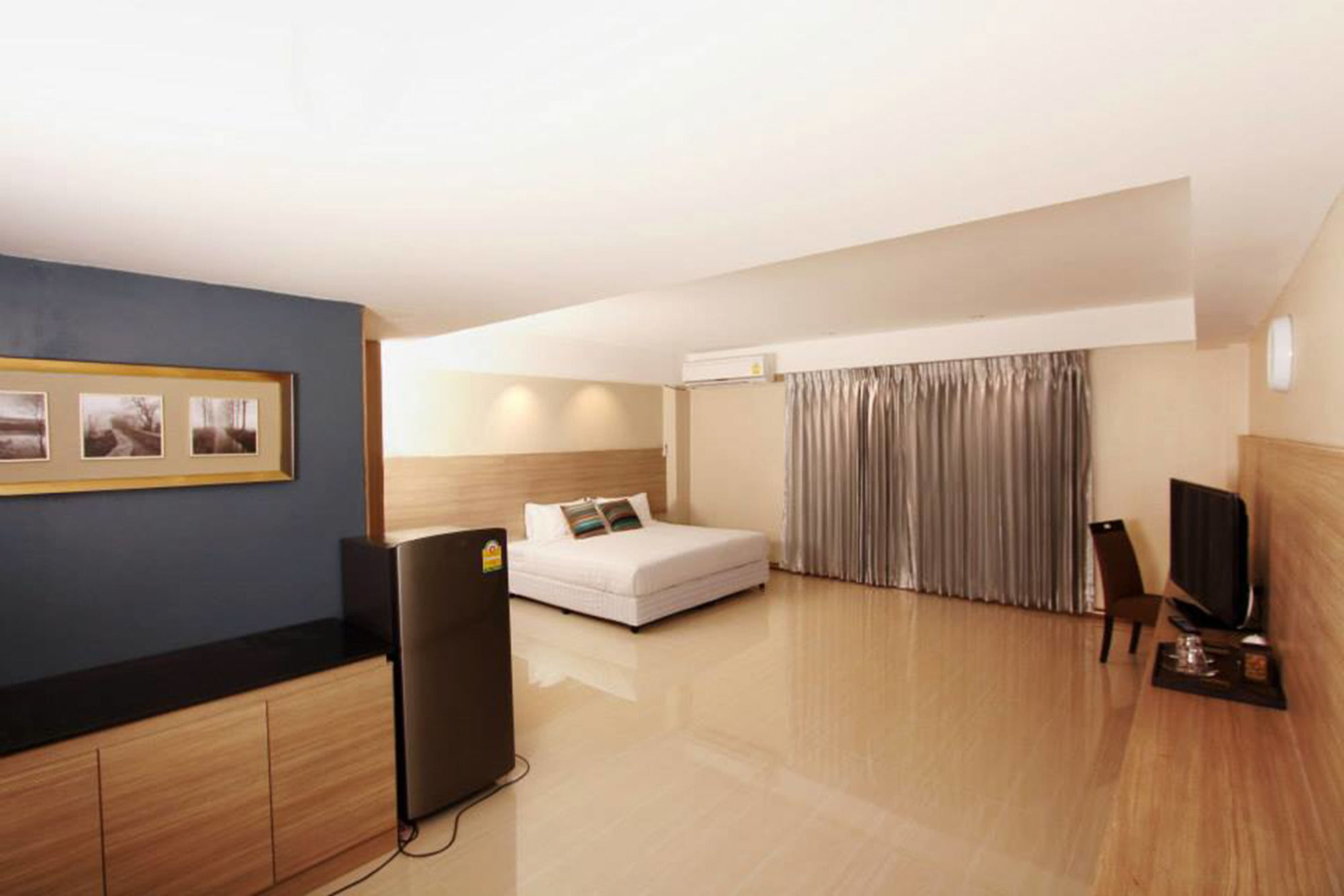 סי ראצ'ה Avana Laemchabang Hotel מראה חיצוני תמונה