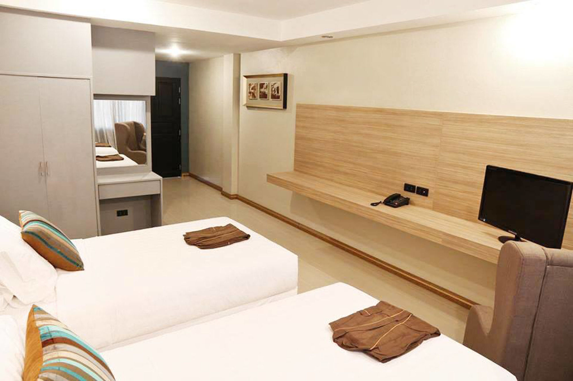 סי ראצ'ה Avana Laemchabang Hotel מראה חיצוני תמונה